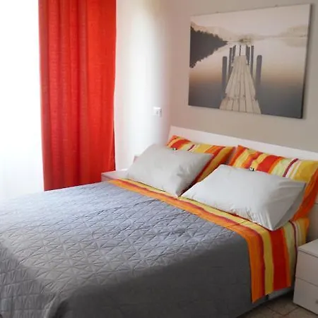 Saint Peter's House * Roma