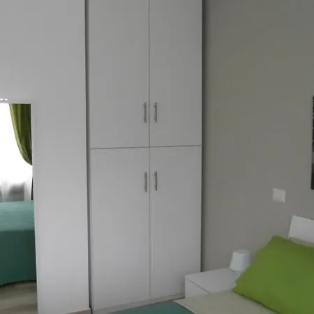 Saint Peter's House * Roma